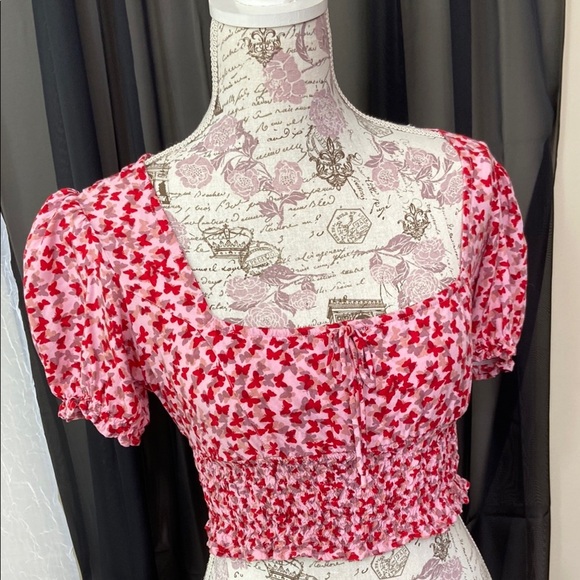 Women's Raquel Crop Top in Ditsy Butterfly Pink Red Puff Sleeve Size M - Picture 12 of 12